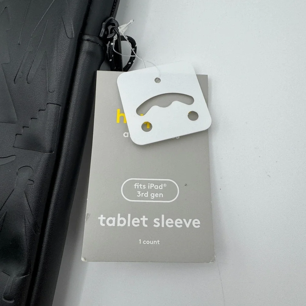 Heyday Artist Series iPad 3rd‎ Gen Tablet Sleeve Black NWT